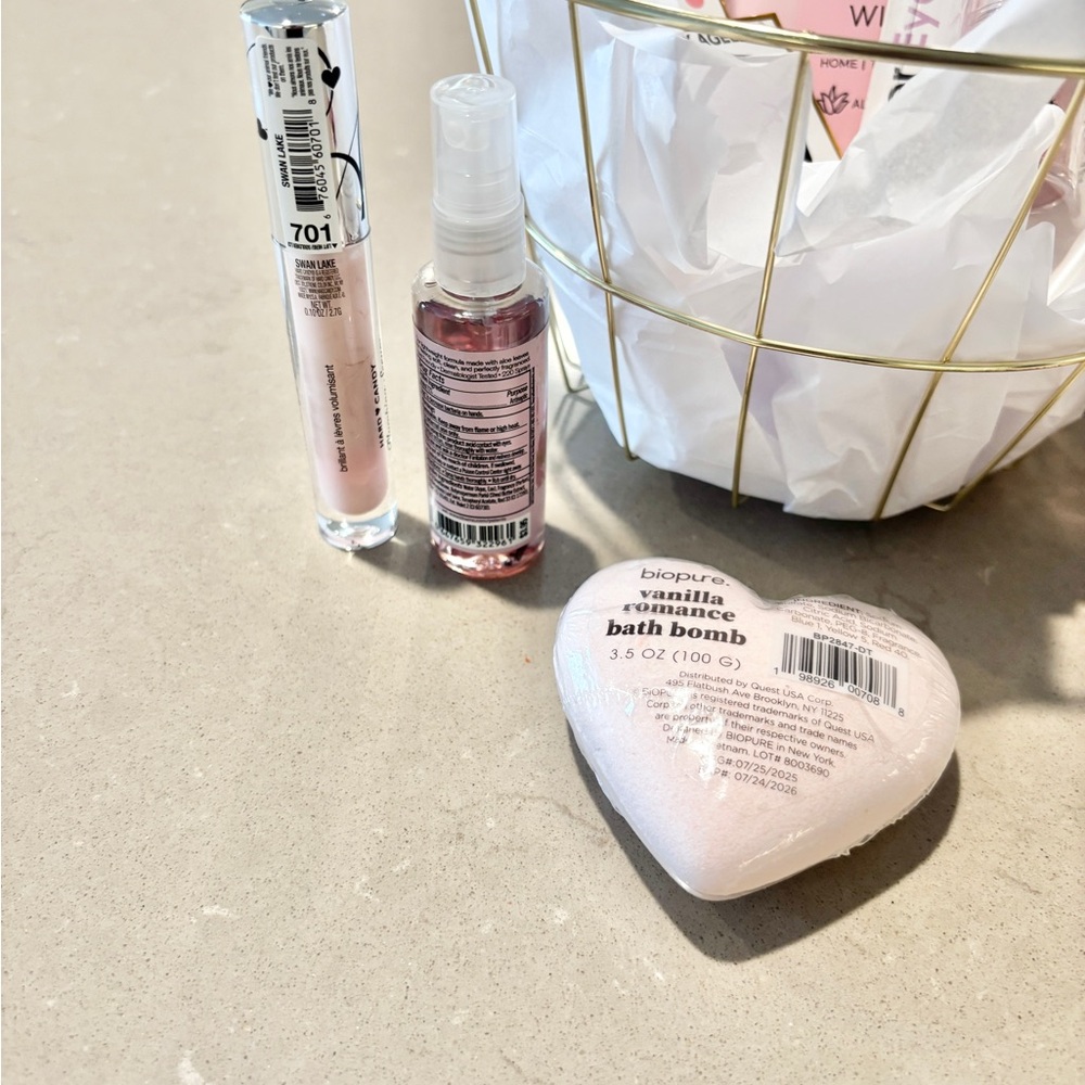 Pink Luxury Self Care Gift Set 18+ Pcs Bundle Bath Body Works, Dove, Spa Kit - Picture 6 of 7